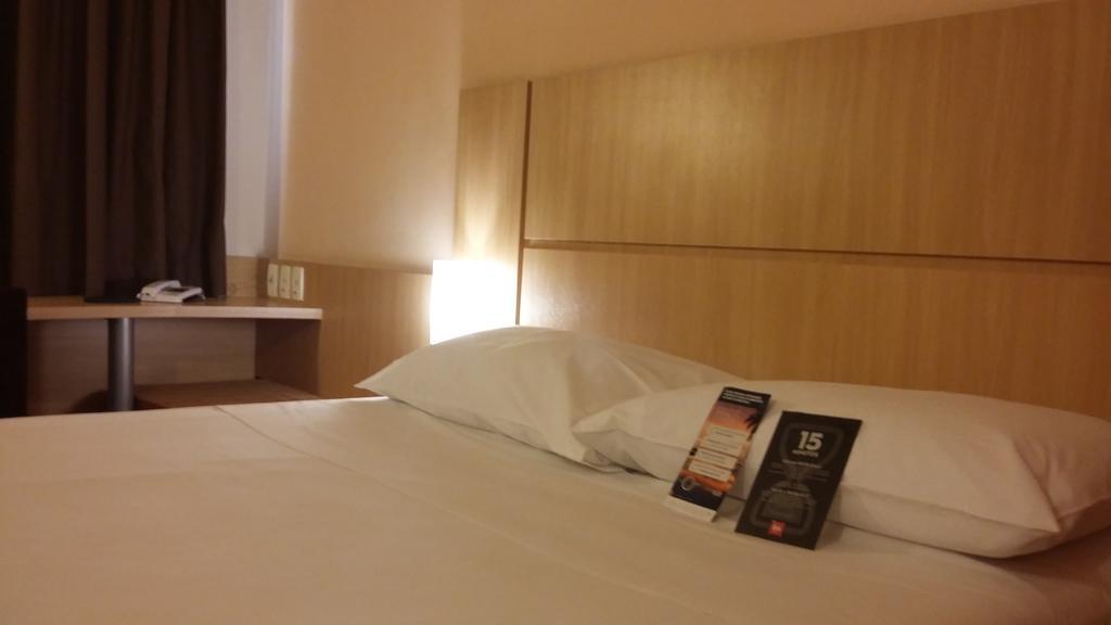 Hotel Ibis Belo Horizonte Savassi Extérieur photo